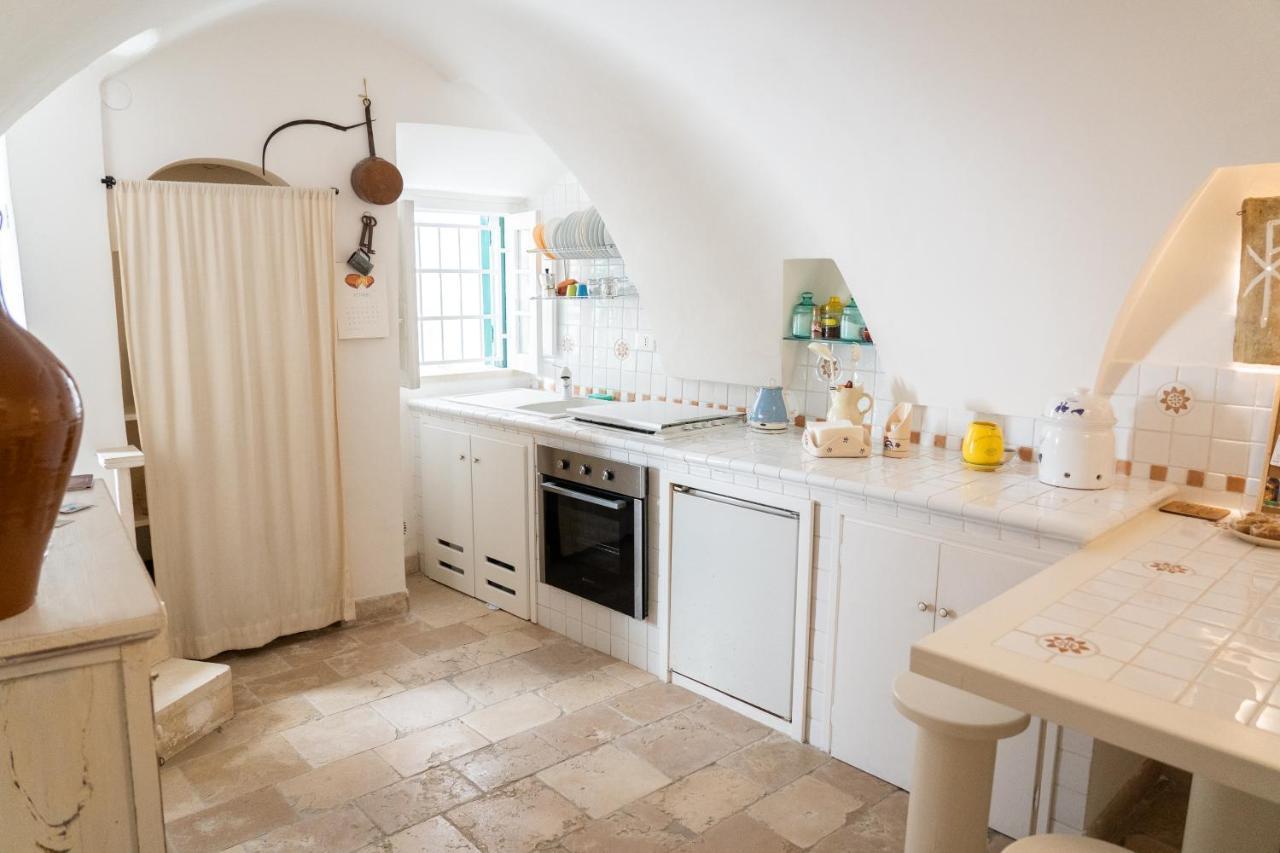 Casa La Calce Apartment ออสตูนี ภายนอก รูปภาพ