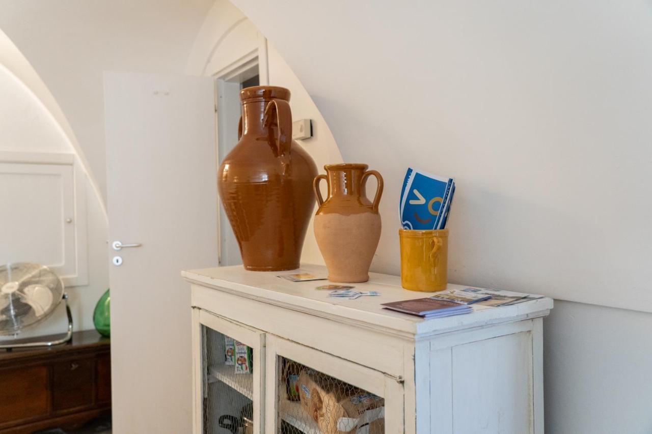 Casa La Calce Apartment ออสตูนี ภายนอก รูปภาพ