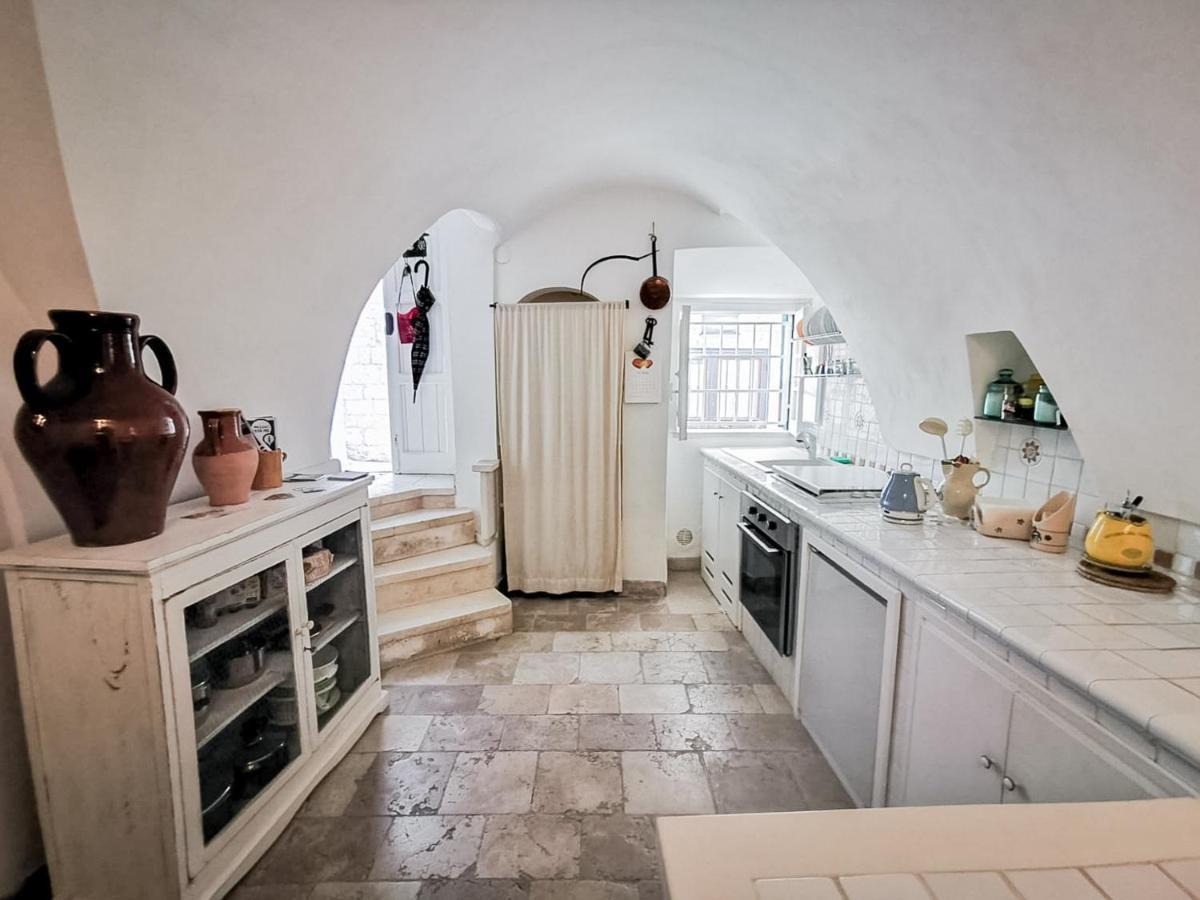Casa La Calce Apartment ออสตูนี ภายนอก รูปภาพ