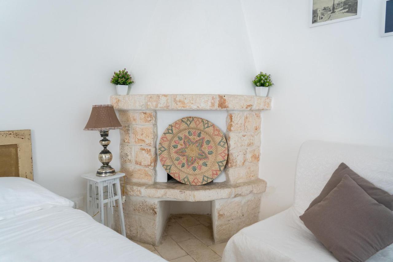 Casa La Calce Apartment ออสตูนี ภายนอก รูปภาพ